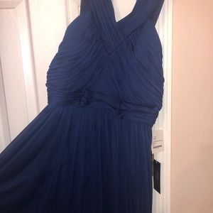 Midnight blue full length V-neck sleeveless dress